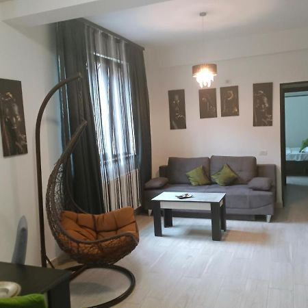 Apartament Ella T2 Lägenhet Năvodari Exteriör bild
