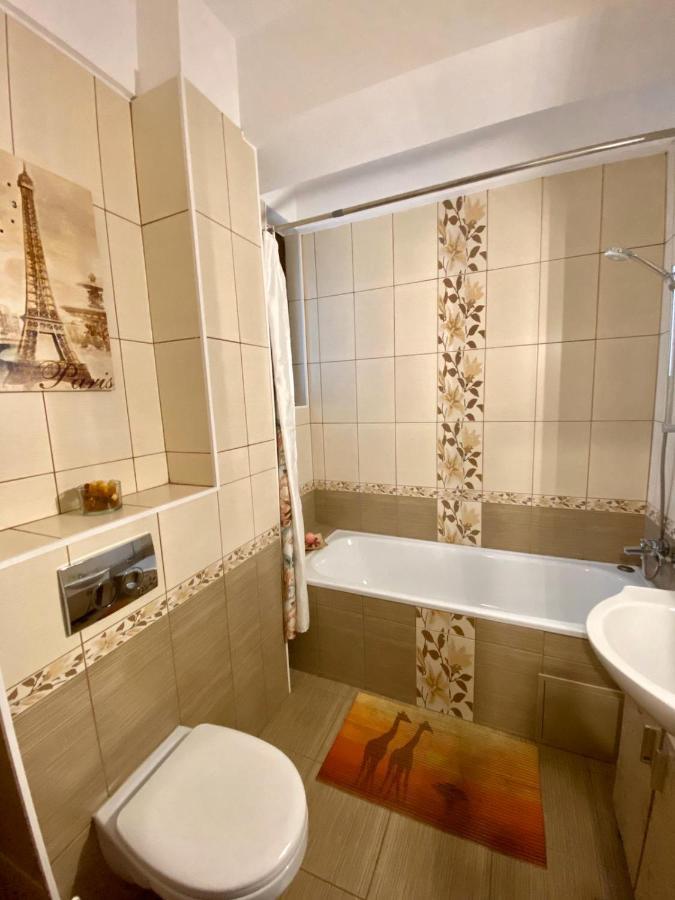 Apartament Ella T2 Lägenhet Năvodari Exteriör bild