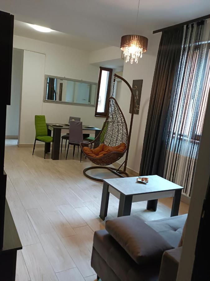 Apartament Ella T2 Lägenhet Năvodari Exteriör bild