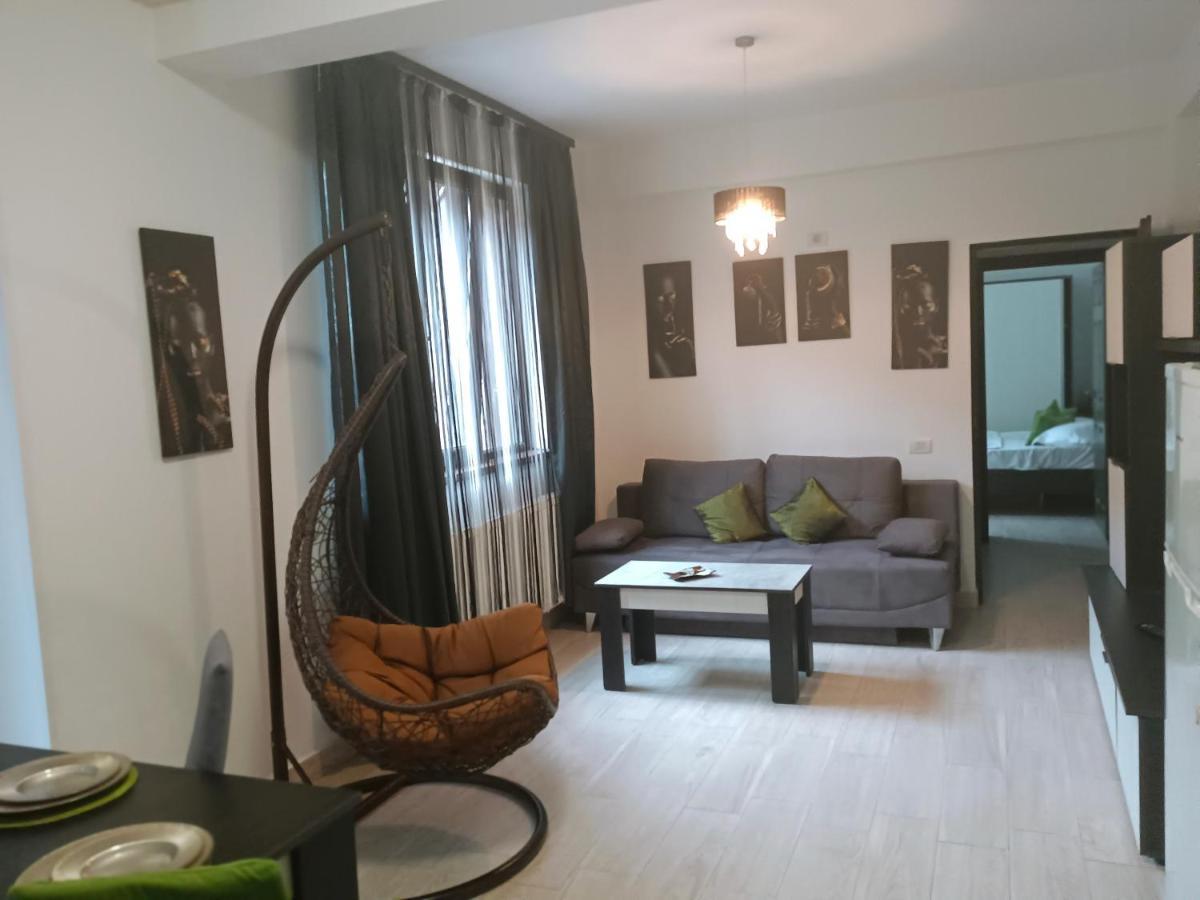 Apartament Ella T2 Lägenhet Năvodari Exteriör bild