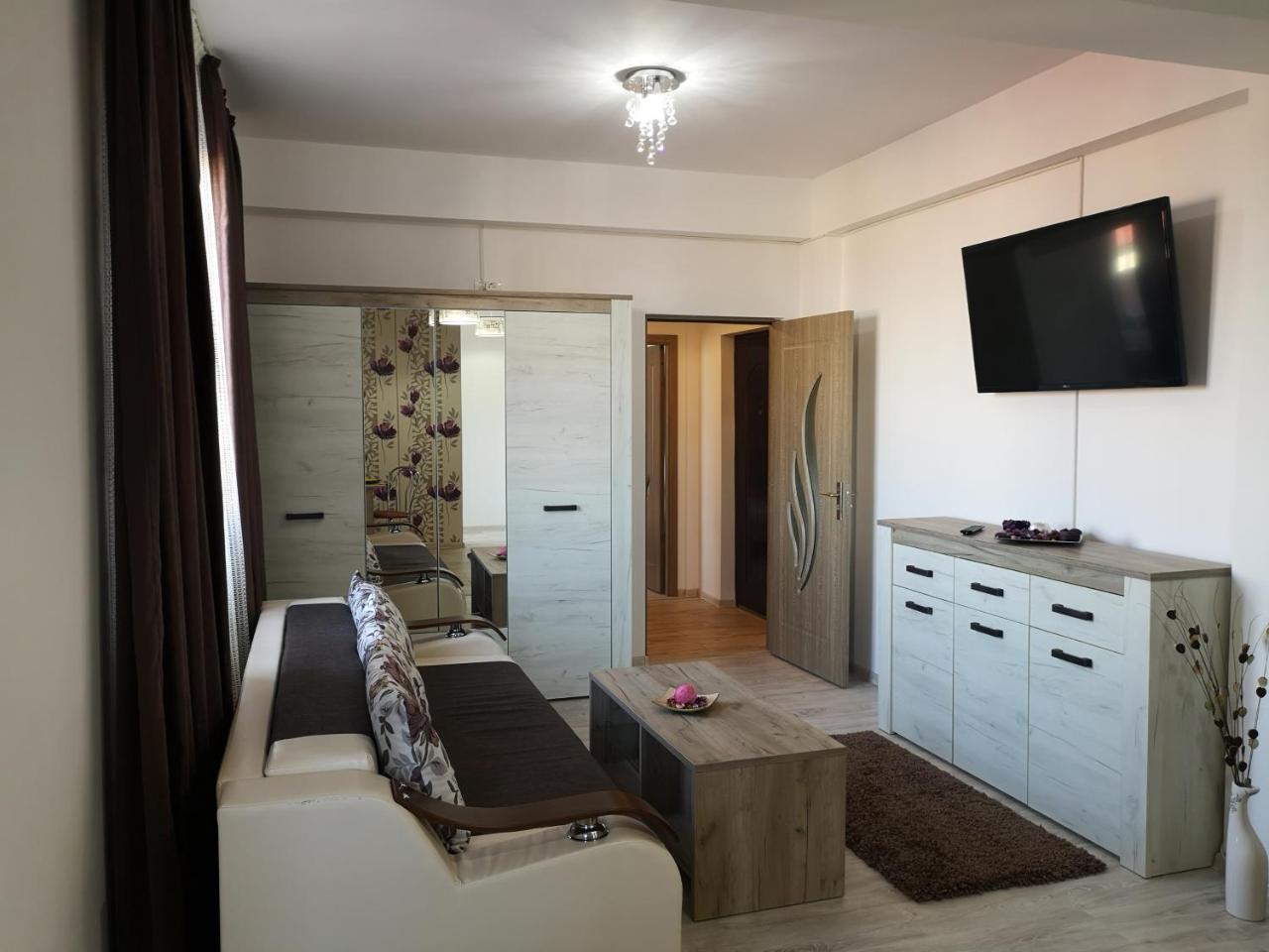 Apartament Ella T2 Lägenhet Năvodari Exteriör bild